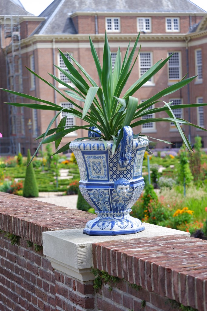 koninklijk paleis Apeldoorn  Het Loo Delfts blauw 