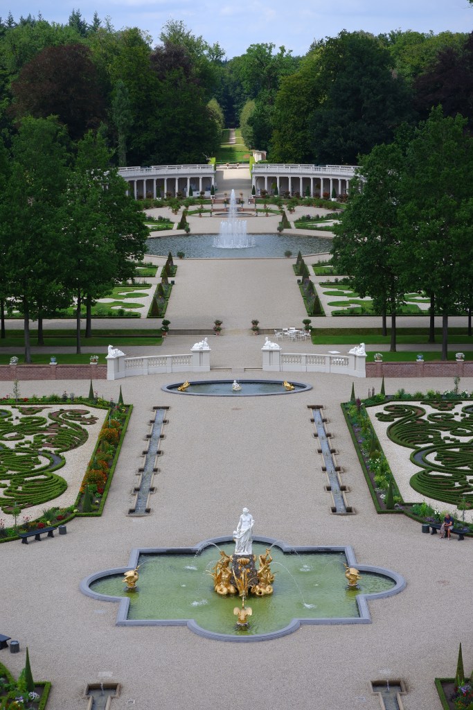 koninklijk paleis Apeldoorn  Het Loo tuin 