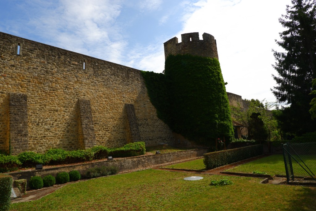 reisidee reistips daguitstap Echternach stadswandeling Luxemburg mullerthal Trail stadsmuur omwalling historisch unesco